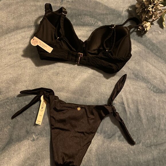 Victoria's Secret, Twist Push-Up Bikini Top & Smooth Tie Side Brazilian Bottoms - Picture 8 of 11